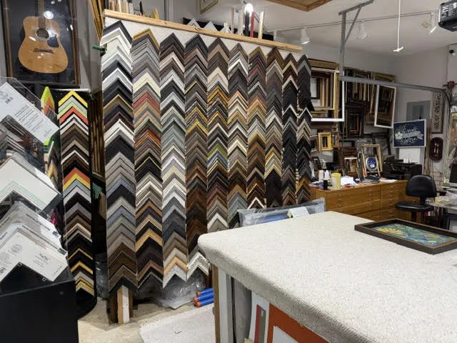 Frame corner samples wall